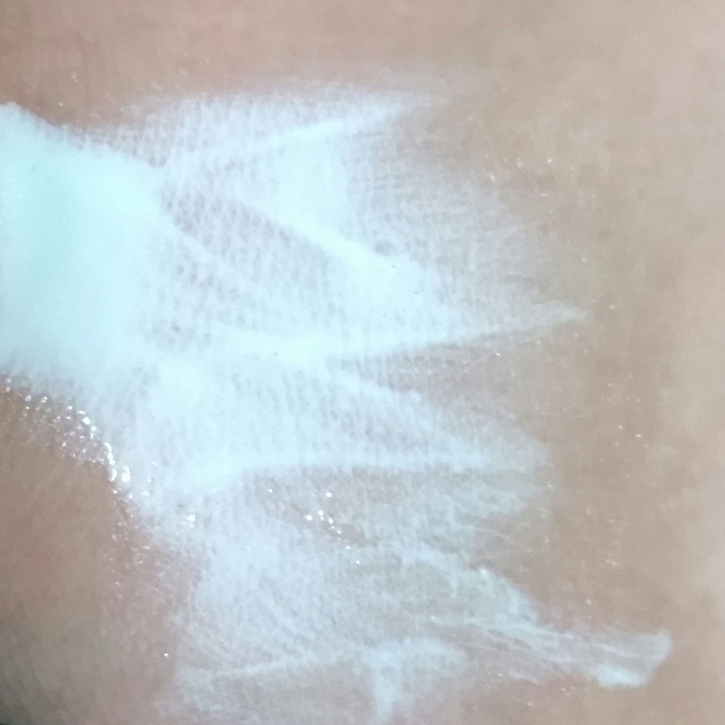 ドラマティックフォルミンググロウベース/マキアージュ/化粧下地を使ったクチコミ(4枚目)