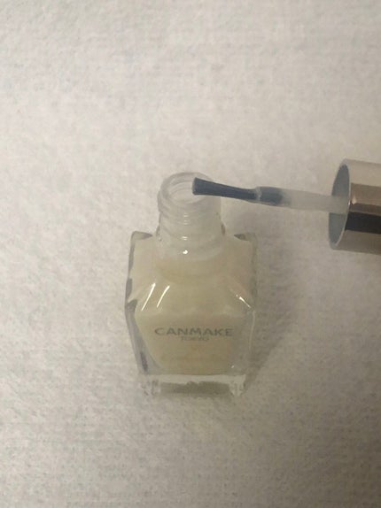 カラフルネイルズ/キャンメイク/マニキュアを使ったクチコミ(2枚目)