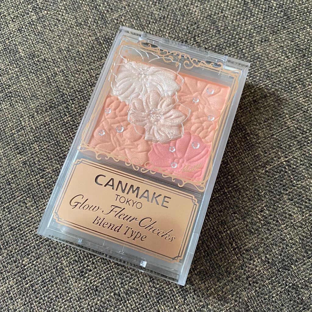 グロウフルールチークス(ブレンドタイプ)/キャンメイク/パウダーチークを使ったクチコミ(1枚目)