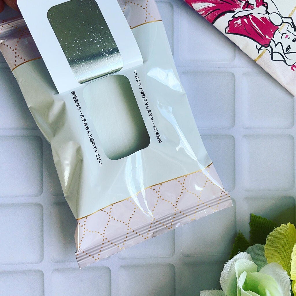 メイクの上からリフレッシュシート うるおいしっとりタイプ/ビオレ/フェイスシートを使ったクチコミ(3枚目)