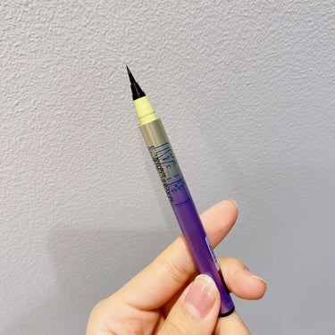 ハイパーシャープ ライナー R BK-1 漆黒ブラック/MAYBELLINE NEW YORK/リキッドアイライナーを使ったクチコミ（1枚目）