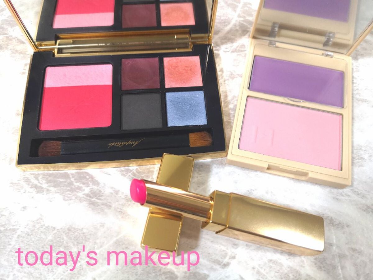 コンスピキュアスクリーミーリップス/Amplitude/口紅を使ったクチコミ(4枚目)