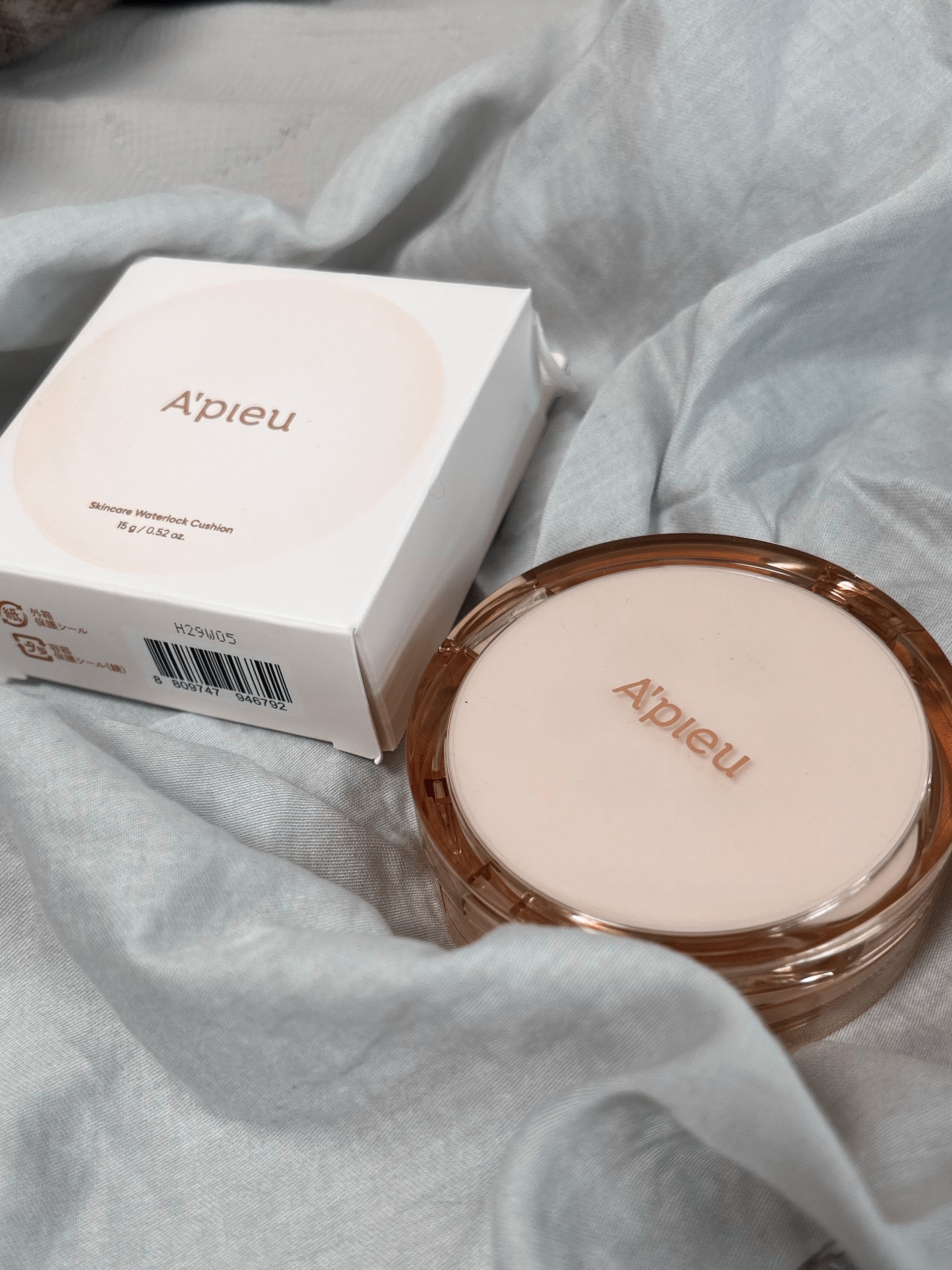 スキンケア ウォーターロッククッション　 No.23 自然な肌色/A’pieu/クッションファンデーションを使ったクチコミ（1枚目）