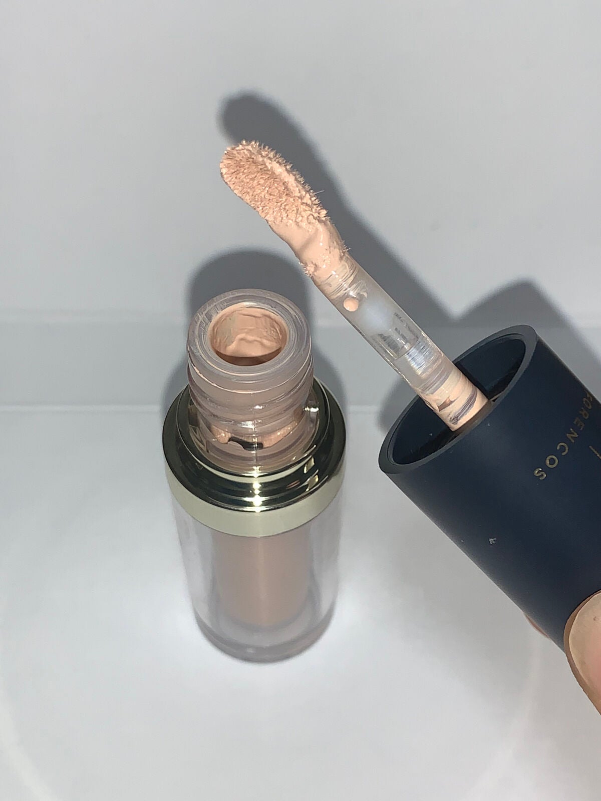 タトゥーウォータープルーフスカーコンシーラー/フォレンコス/リキッドコンシーラーを使ったクチコミ(2枚目)