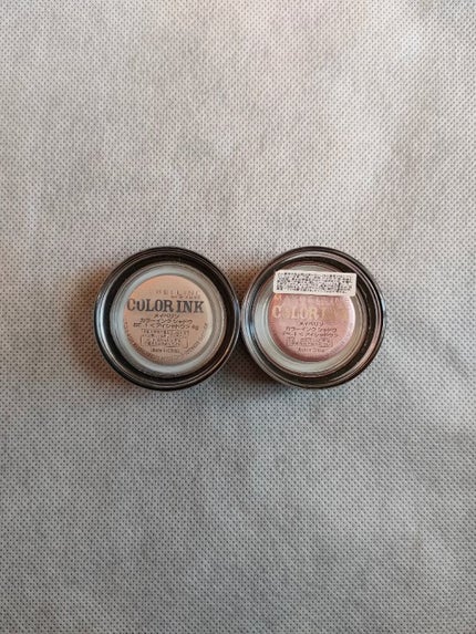 MAYBELLINE NEW YORK カラーインク シャドウのクチコミ「\💖しっとり感があり、繊細なパールのツヤ感が綺麗なのに、一旦乾くと、擦れに強い♡そんな、クリー.....」(2枚目)