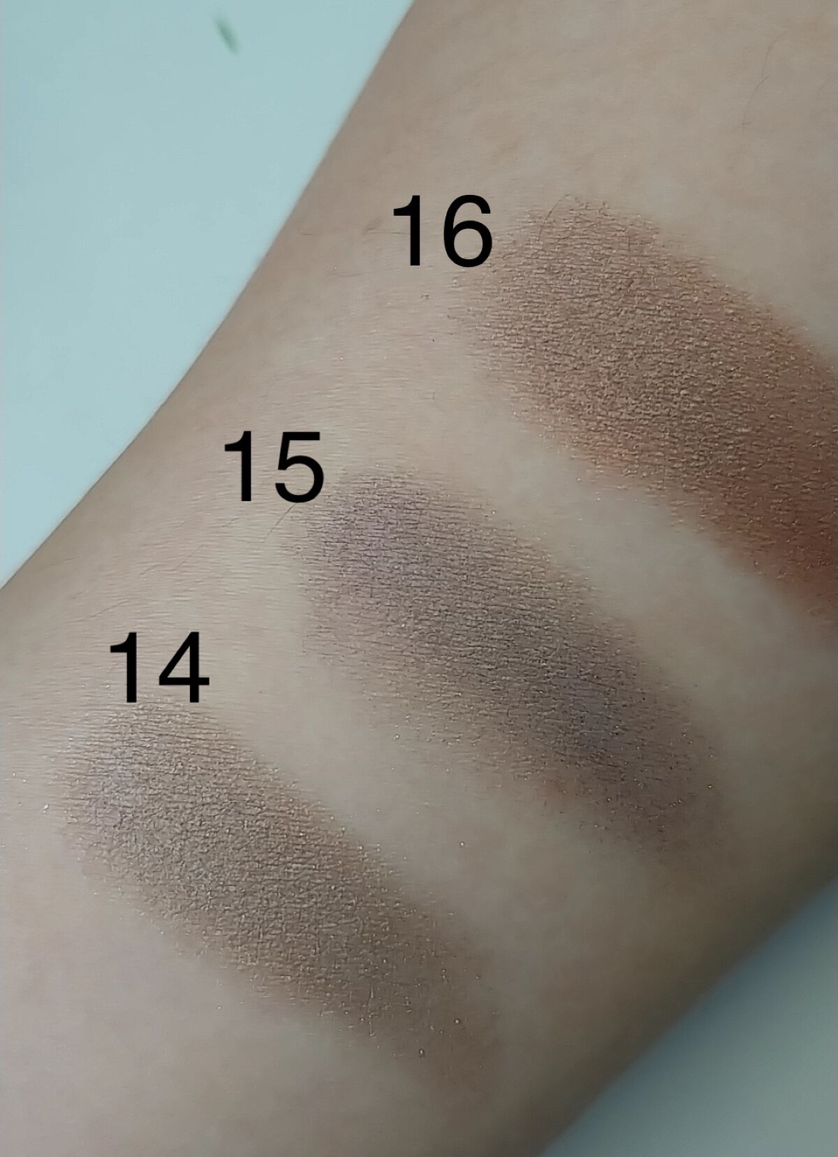 ヴィセ アヴァン シングルアイカラー/Visée/単色アイシャドウを使ったクチコミ（3枚目）