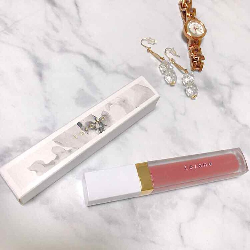 トーン ペタル エッセンス グロス/to/one/リップグロスを使ったクチコミ(1枚目)