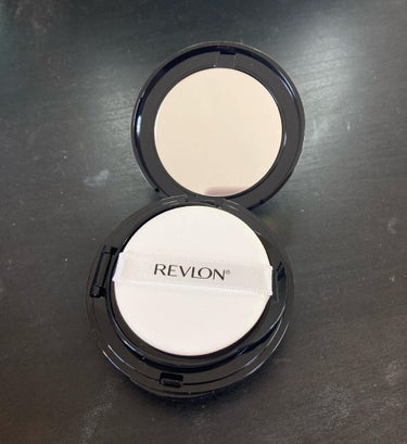 カラーステイ クッション ロングウェア ファンデーション 002 バニラ/自然な肌色（標準色）/REVLON/クッションファンデーションを使ったクチコミ（3枚目）