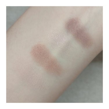 ETUDE プレイカラーアイズミニ　リプレイコレクションのクチコミ「【ETUDE  新作コスメ】
エチュードのアイシャドウから人気カラーが復活！ 
┈┈┈┈┈┈┈.....」（3枚目）