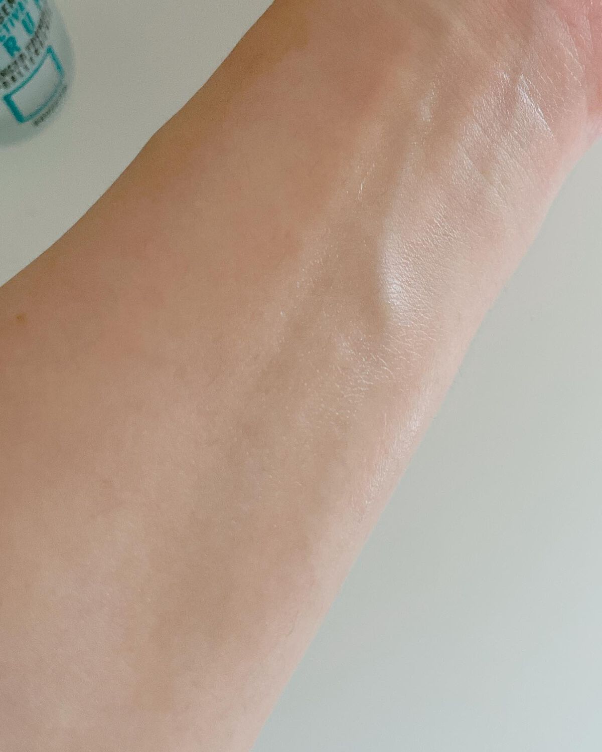 エッセンシャル アクアセラム/ロベクチン/美容液を使ったクチコミ(5枚目)