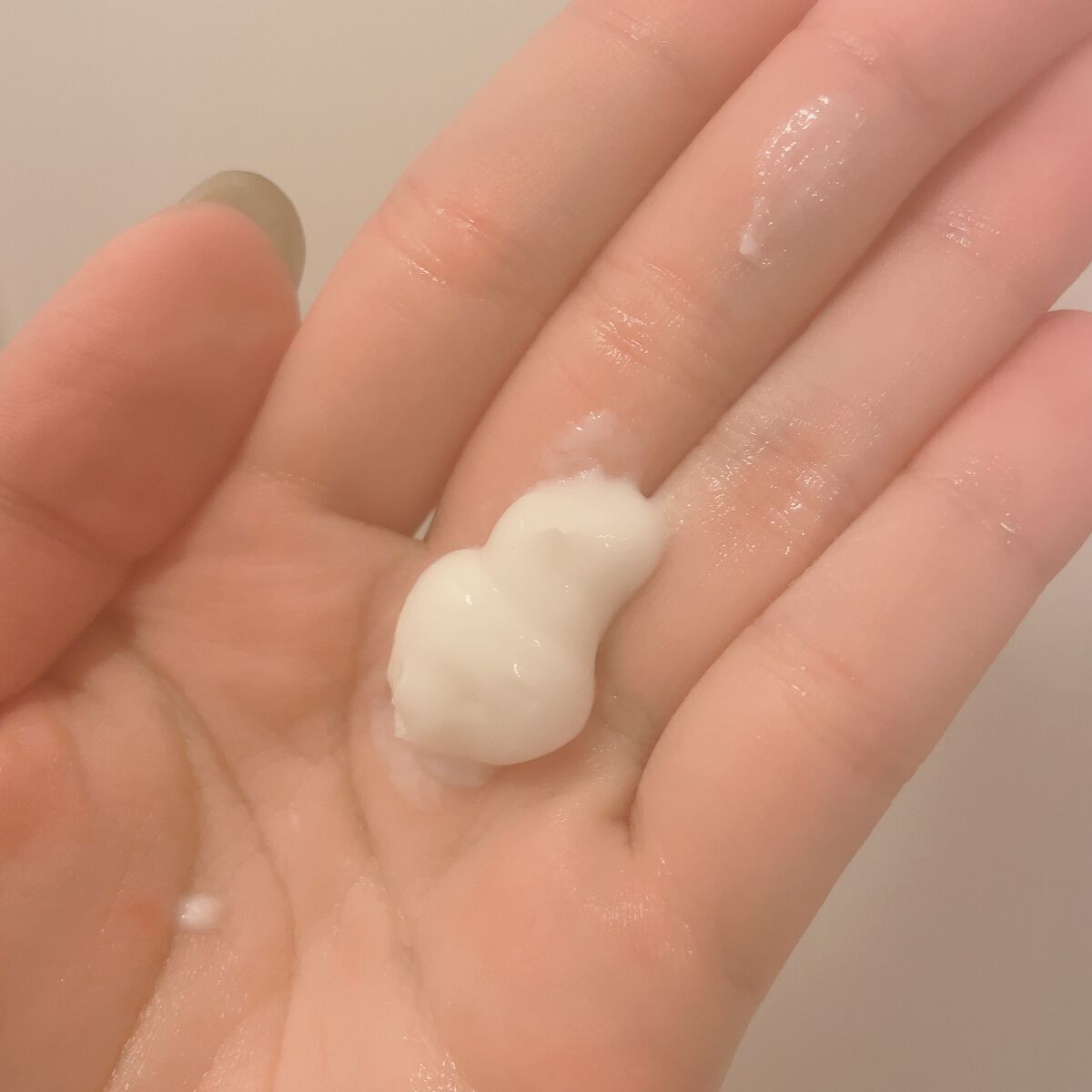 ノンシリコン アミノ酸 シャンプー/コンディショナー 衣薫（ころもかおる）/MOGANS/市販シャンプーを使ったクチコミ（3枚目）