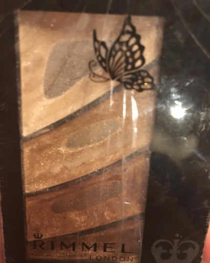 バタフライドリーム アイズ/リンメル ロンドン/アイシャドウパレットを使ったクチコミ(3枚目)