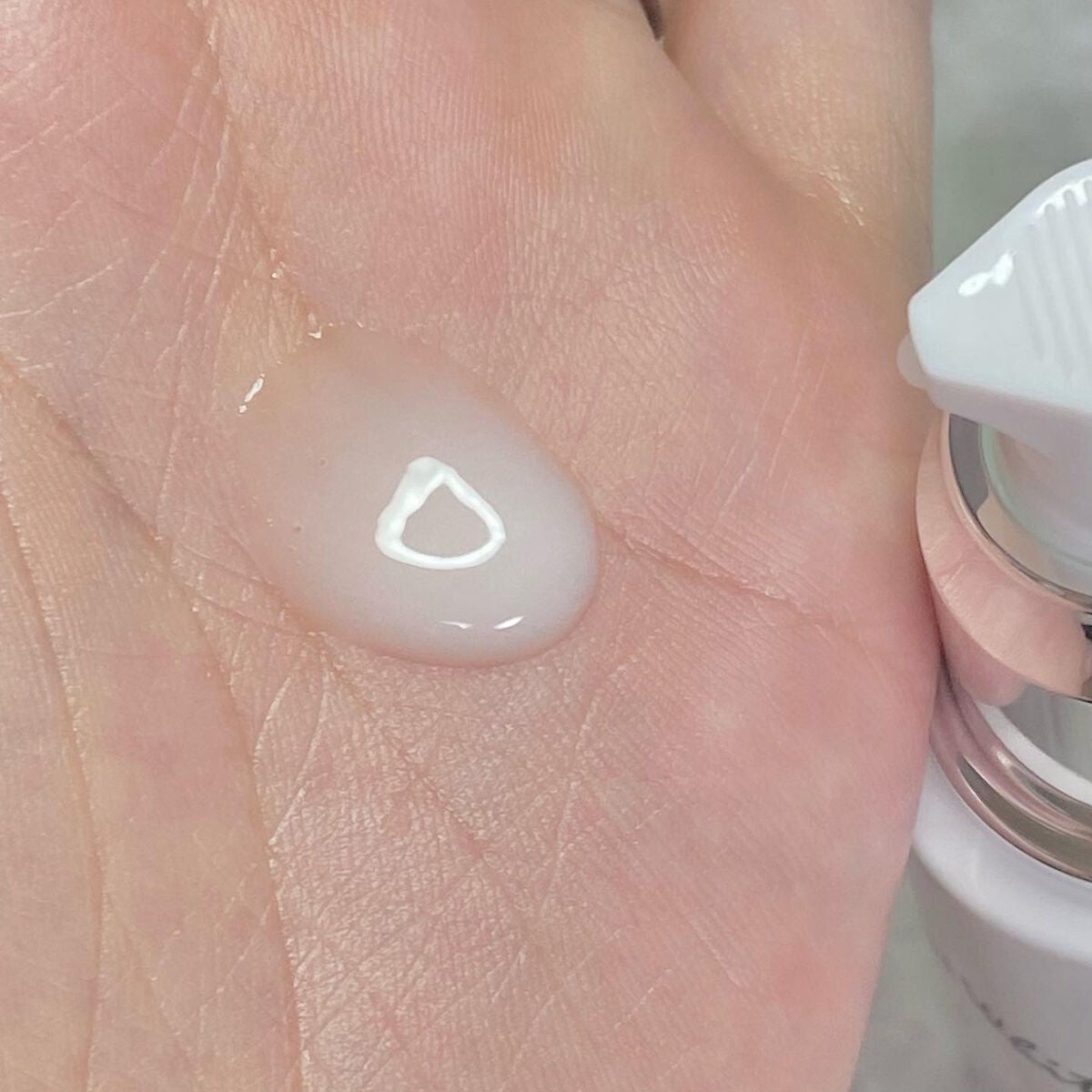 Shiroe White Medicated White Emulsion(シロエホワイト 薬用美白乳液)/ナノエッグ/乳液を使ったクチコミ(6枚目)