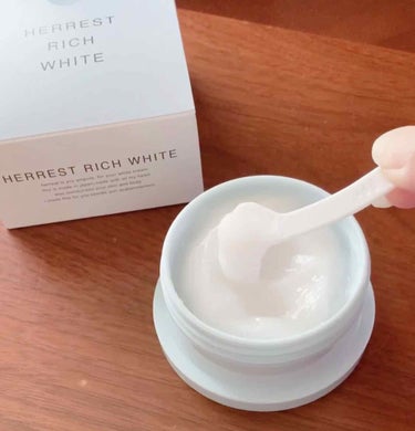 HERREST RICH WHITE/HERREST/オールインワン化粧品を使ったクチコミ（2枚目）