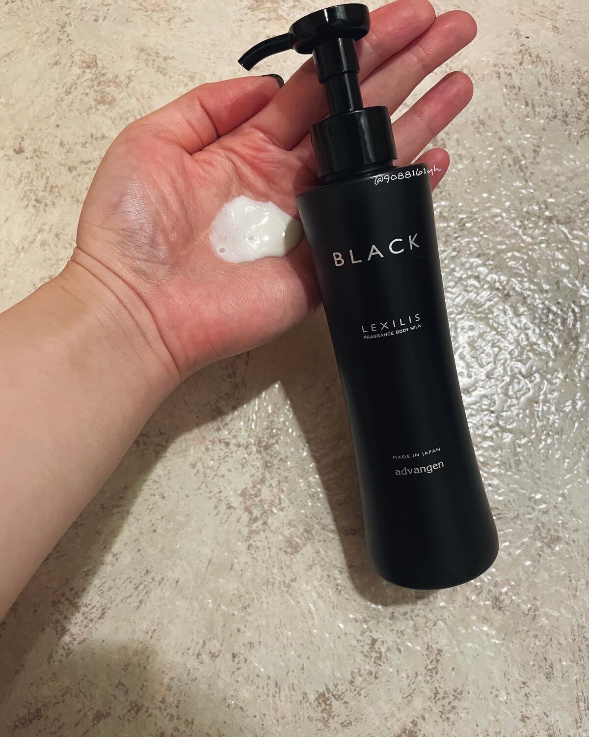 ブラック フレグランス ボディミルク/LEXILIS/ボディミルクを使ったクチコミ（3枚目）