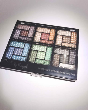 30COLORSEYESHADOWPALETTE/Dolly Angel/アイシャドウパレットを使ったクチコミ（1枚目）