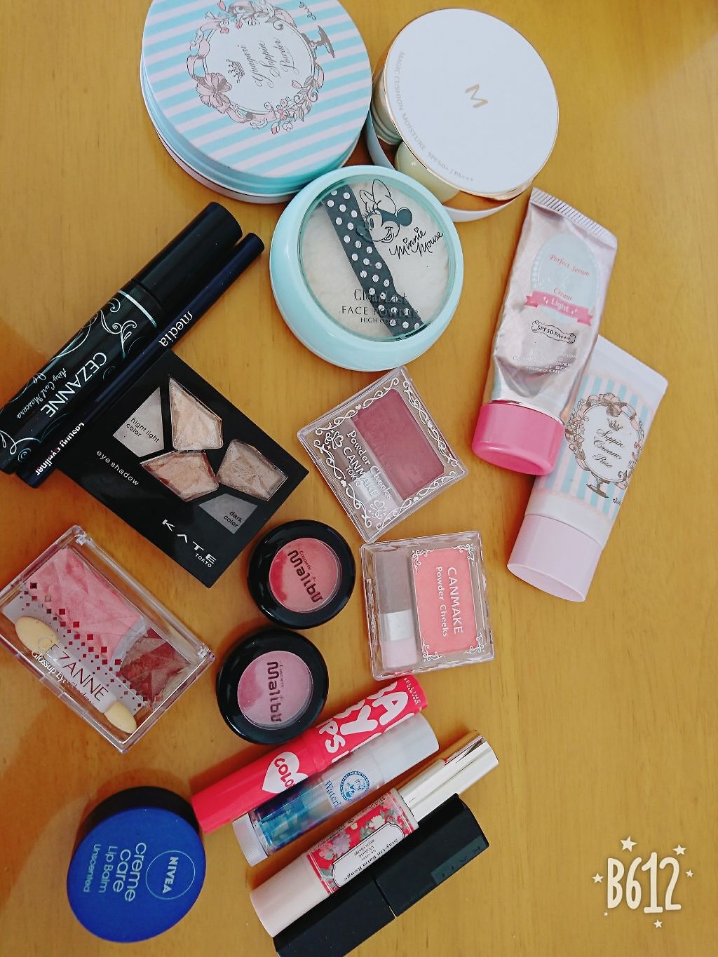 【旧品】パウダーチークス/キャンメイク/パウダーチークを使ったクチコミ(1枚目)