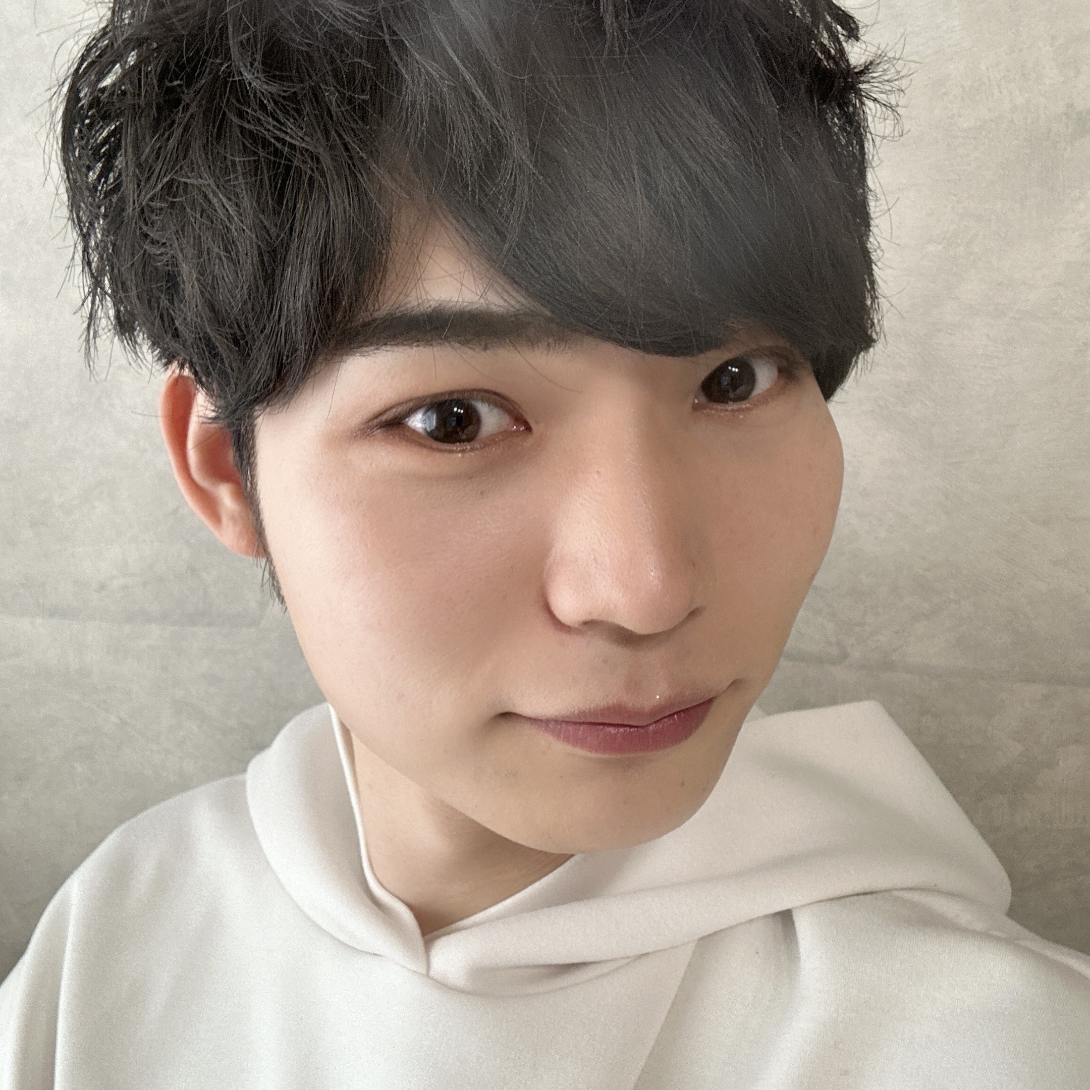 Dinto ブラーフィニシュシャドウパレットのクチコミ「今日のメイク！
エレガンス様のラプードルを初めて使った…🙏
この模様とパッケージから素敵すぎる.....」（1枚目）