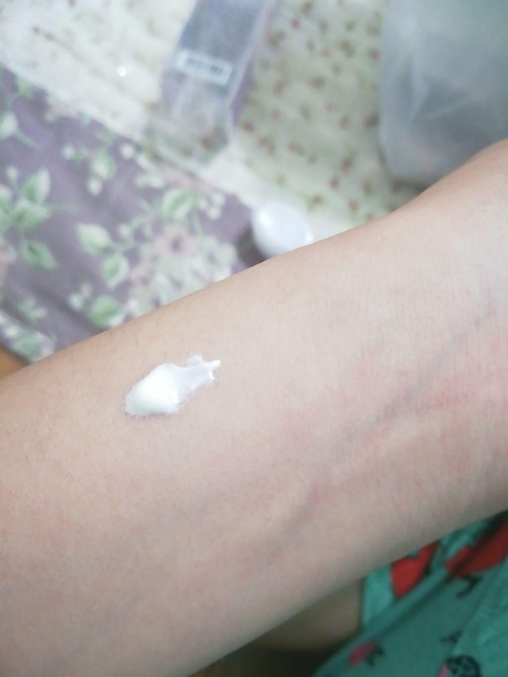 マーメイドスキンジェルUV/キャンメイク/日焼け止めジェルを使ったクチコミ（3枚目）