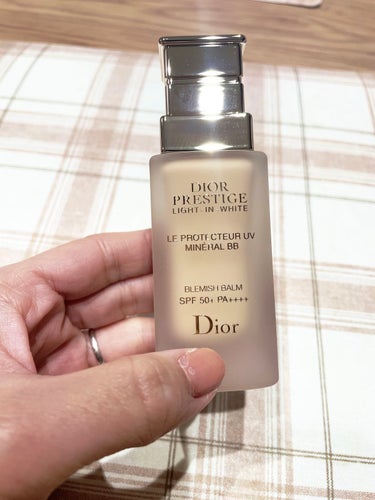 Dior 新製品 サンプル×４ ディオール プレステージ ホワイト ル
