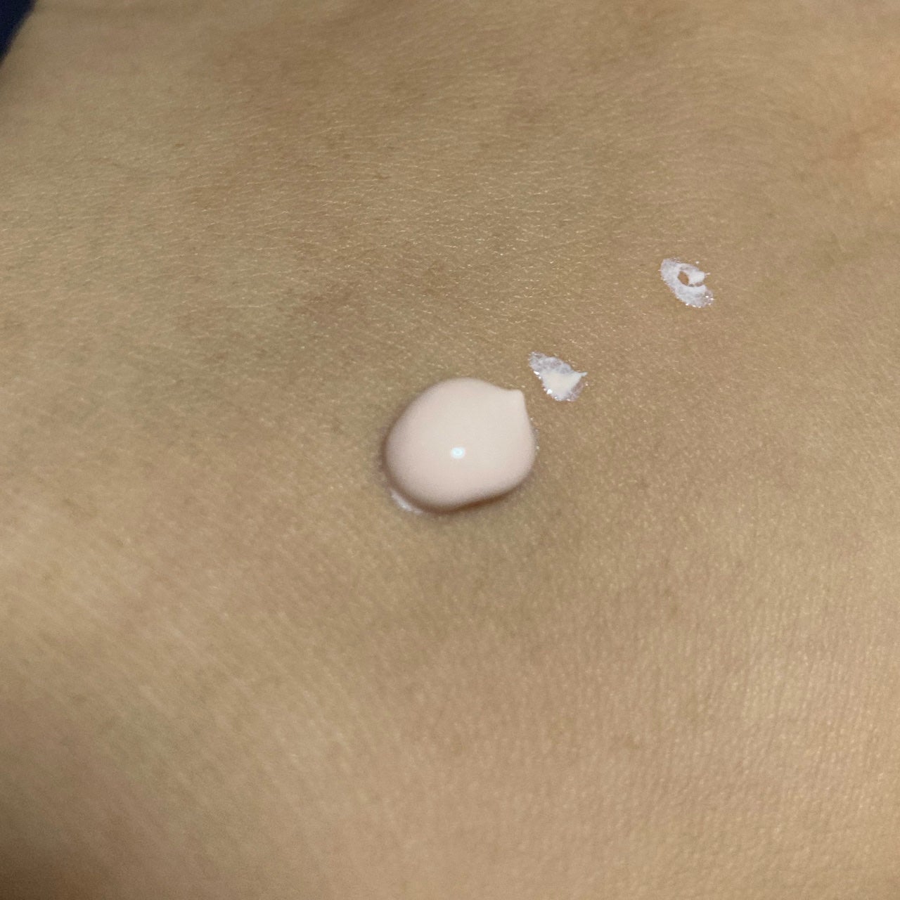 UVイデア XL プロテクショントーンアップ ローズ/ラ ロッシュ ポゼ/日焼け止めクリームを使ったクチコミ(4枚目)