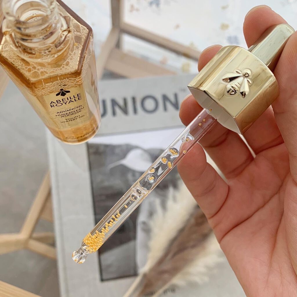 アベイユ ロイヤル ウォータリー オイル セロム/GUERLAIN/美容液を使ったクチコミ(3枚目)