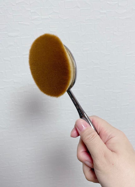 アーティスメイクアップブラシエリートオーバル7/アーティス/メイクブラシを使ったクチコミ(5枚目)