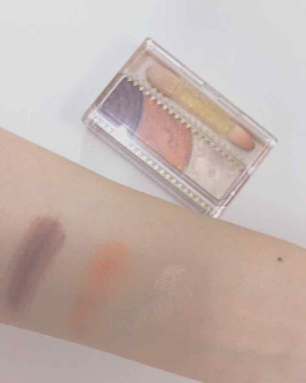 トーンアップアイシャドウ/CEZANNE/アイシャドウパレットを使ったクチコミ(2枚目)