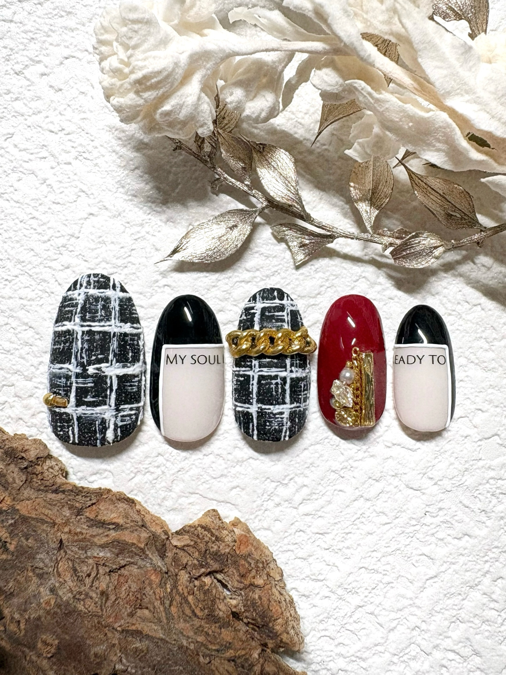 #セルフネイル,#チェックネイル,#ツイードネイルのネイルデザイン