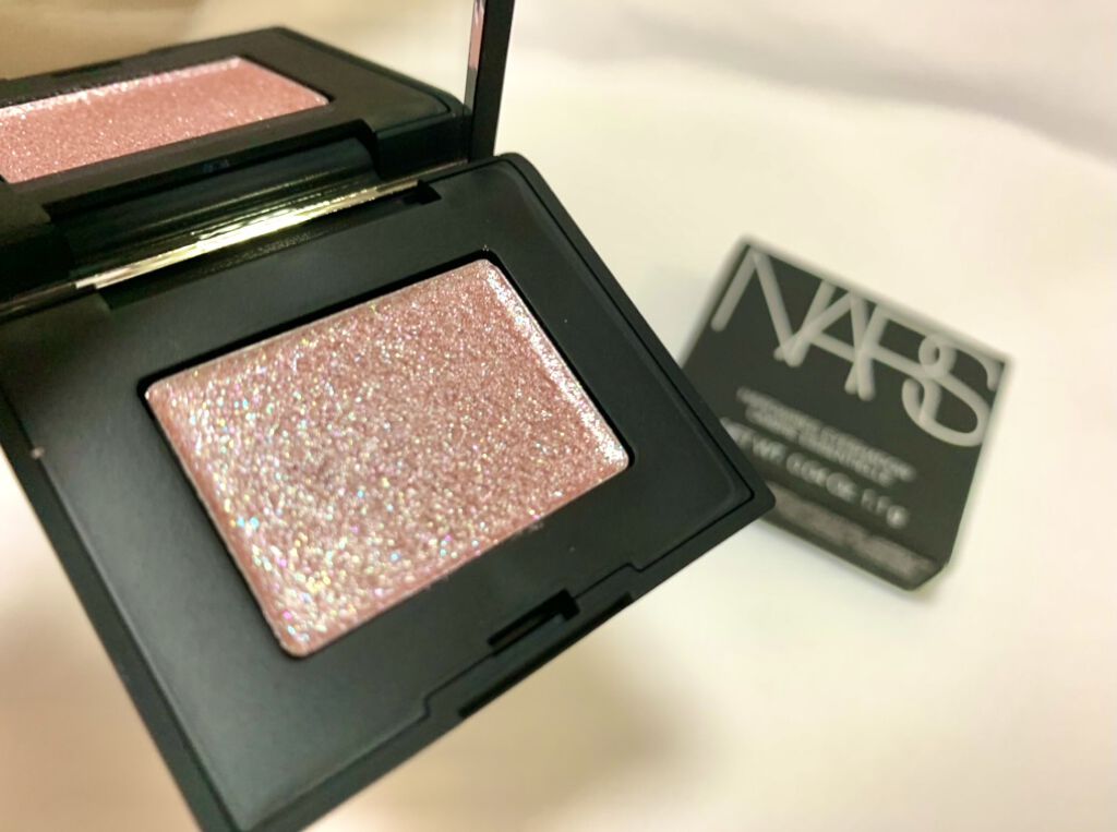 ハードワイヤードアイシャドー/NARS/単色アイシャドウを使ったクチコミ（2枚目）