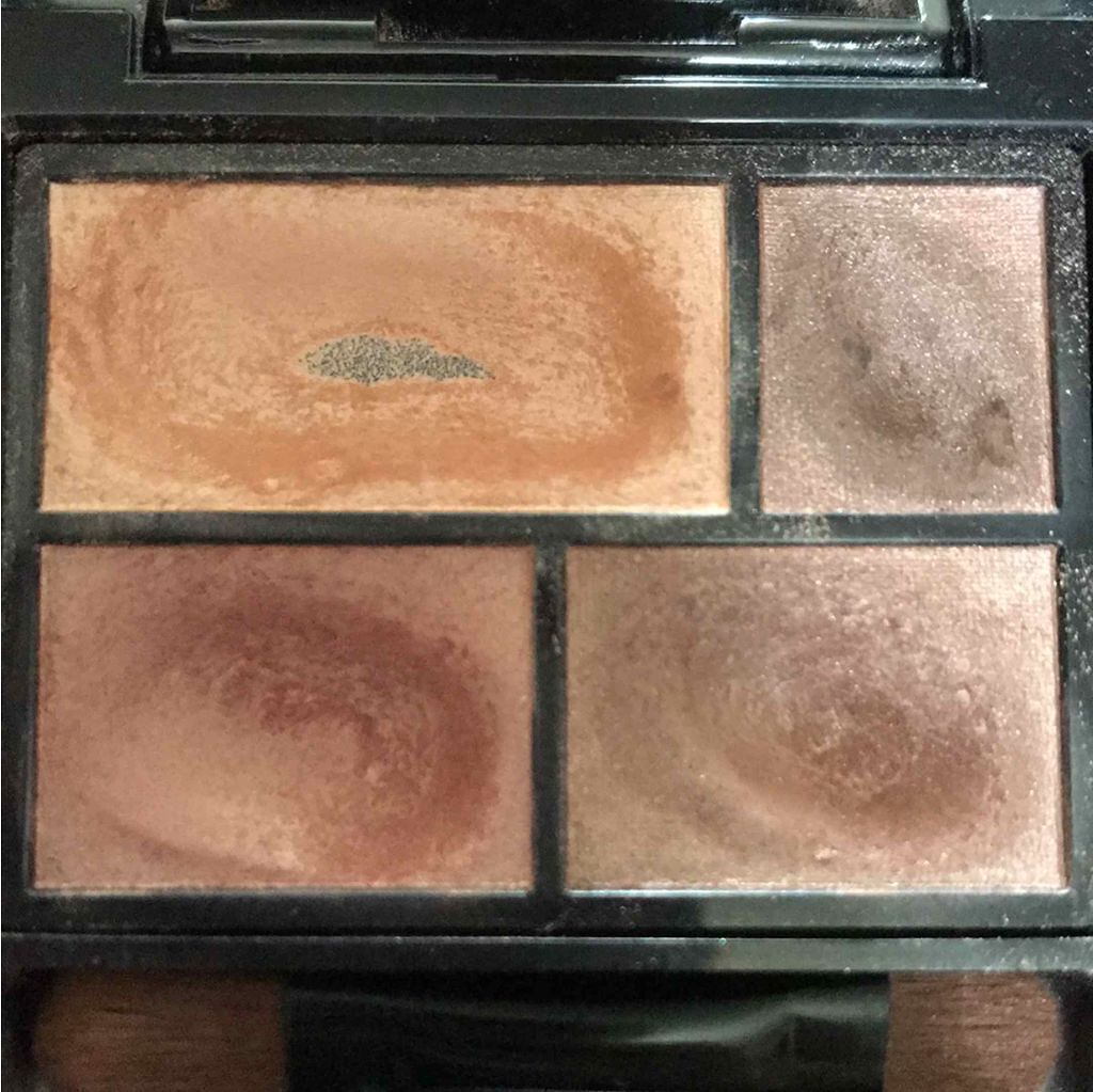ミネラルアイカラーパレット/エトヴォス/アイシャドウパレットを使ったクチコミ(1枚目)