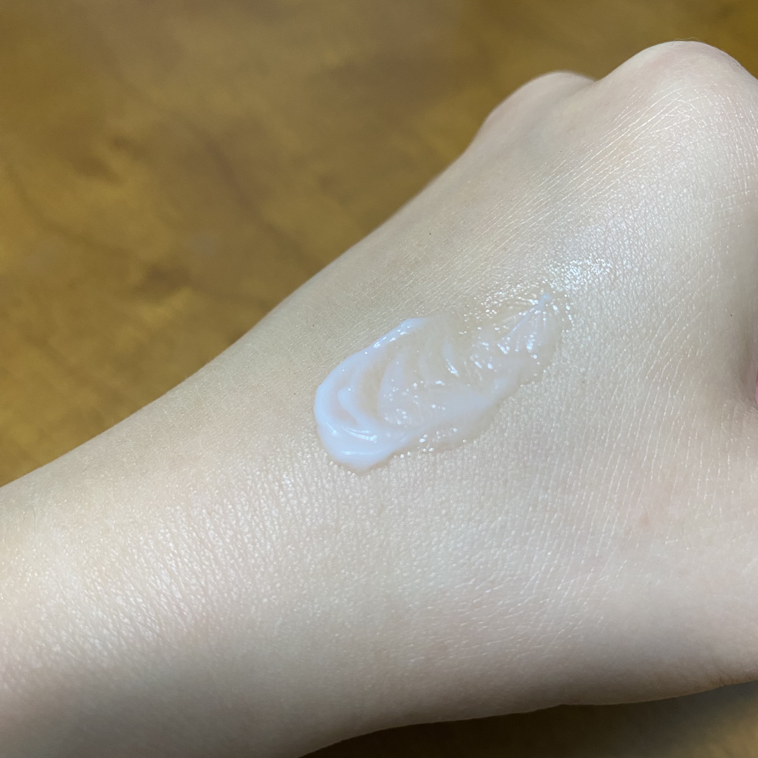 プラセホワイター 薬用美白アイクリーム/明色/アイケア・アイクリームを使ったクチコミ（3枚目）