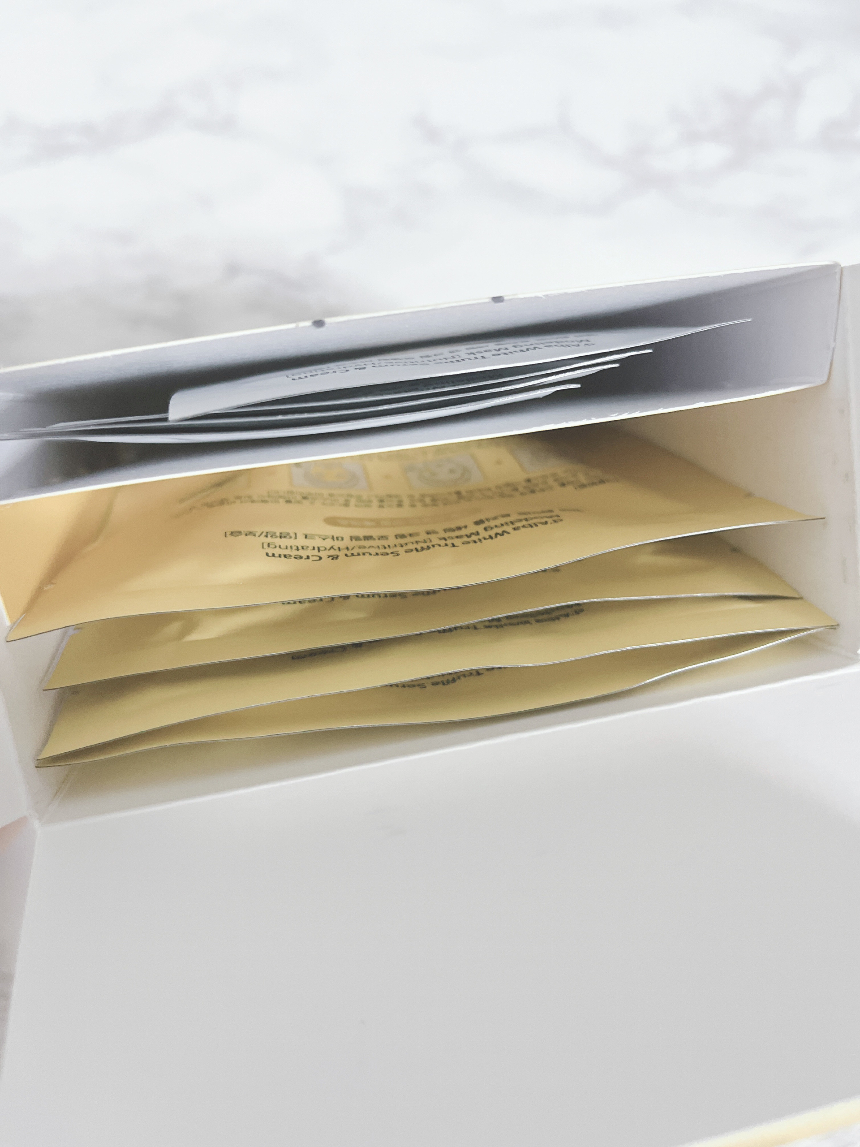 WHITE TRUFFLE SERUM & CREAM MODELING MASK/ダルバ/その他スキンケアを使ったクチコミ（3枚目）