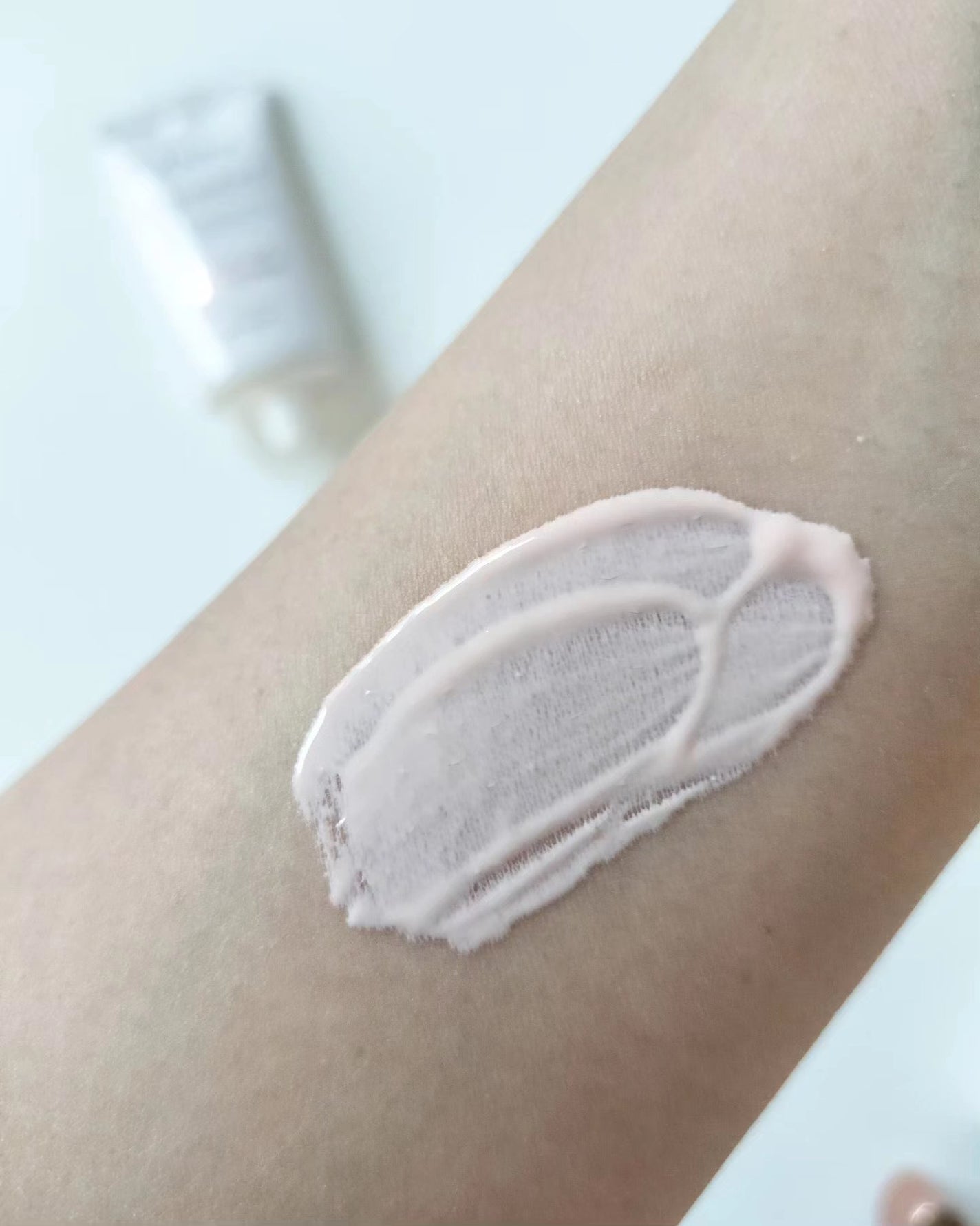 ウォータフルトーンアップサンクリーム/ダルバ/日焼け止めクリームを使ったクチコミ(3枚目)