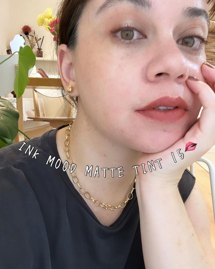 キャロル on LIPS 「こりゃあダメだ。可愛すぎてあかんリップ💄くすみカラーがはぁぁ😩..」(4枚目)