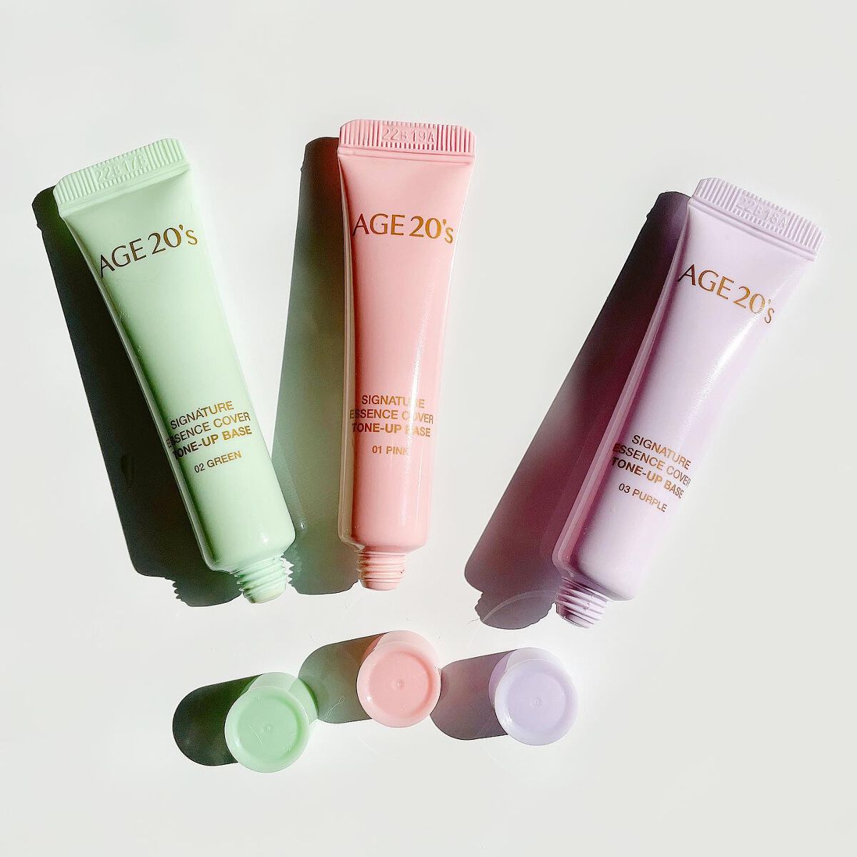 シグネチャーエッセンスカバー トーンアップベース 03 PURPLE/AGE20’s/化粧下地を使ったクチコミ（3枚目）