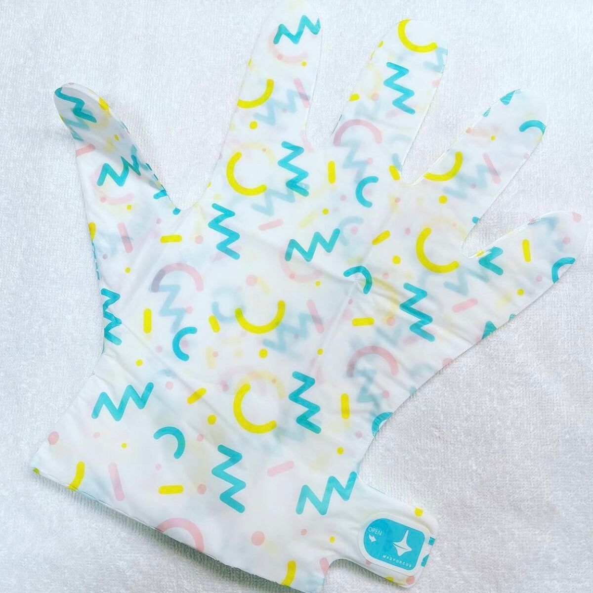 ミルキーモイスチャーハンドマスク/MADFORCOS/ハンドクリームを使ったクチコミ(3枚目)