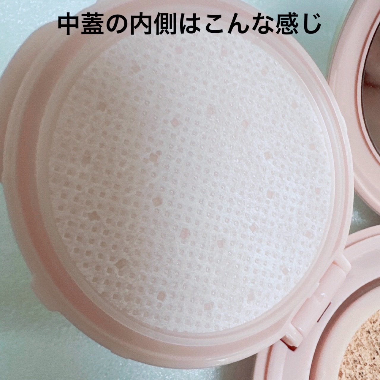 シースルー ヴェール コンパクト シースルー ヴェール コンパクト ケース/PAUL & JOE BEAUTE/ファンデーションを使ったクチコミ（3枚目）