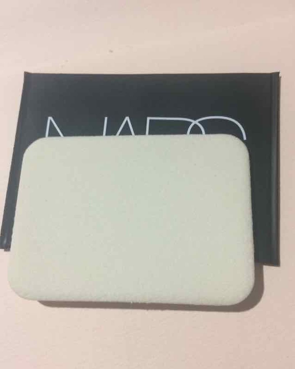 ライトリフレクティングセッティングパウダー　プレスト　N/NARS/プレストパウダーを使ったクチコミ（3枚目）