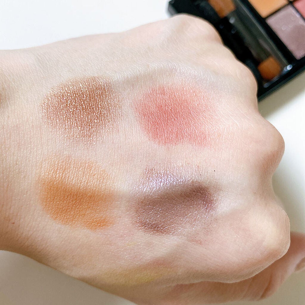 ミネラルクラッシィシャドー/エトヴォス/アイシャドウパレットを使ったクチコミ(2枚目)