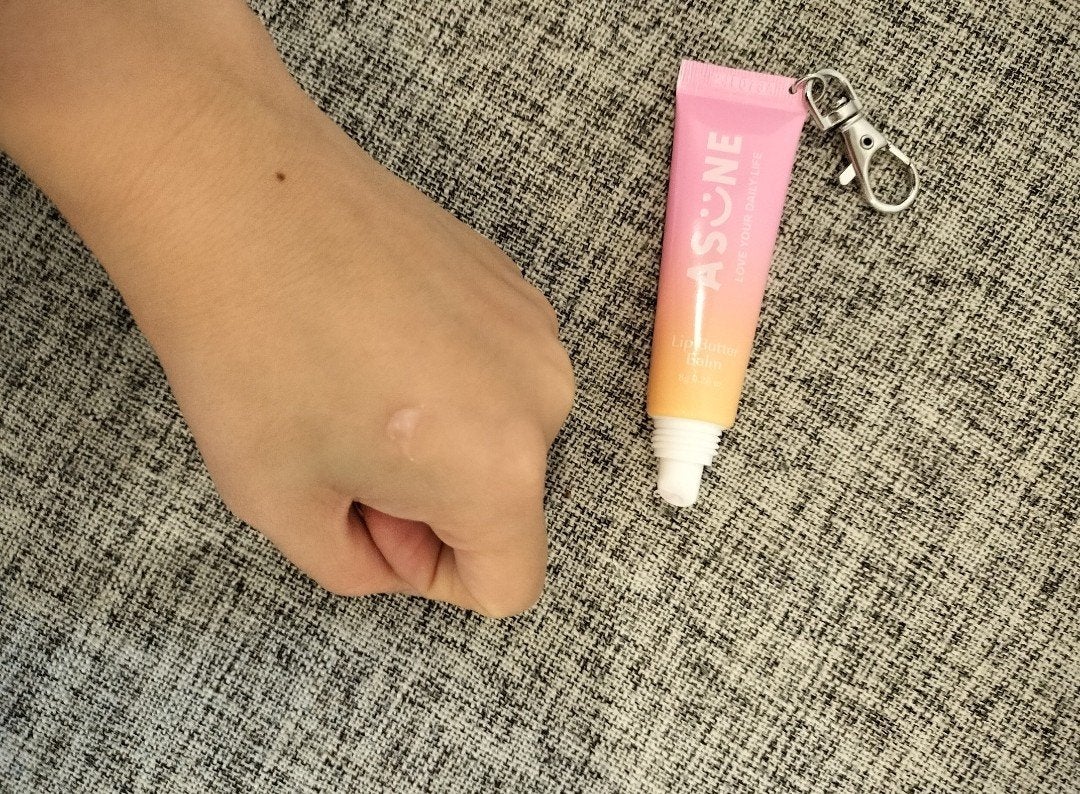 リップバターバーム/ASUNE /リップケアを使ったクチコミ(2枚目)