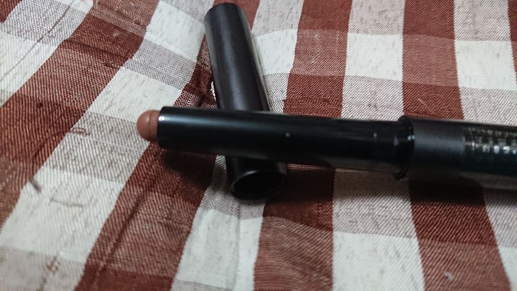 Burberry Beauty フェイスコントゥアのクチコミ「綺麗に細かなシェーディングを入れることが出来るので便利です。..」（2枚目）