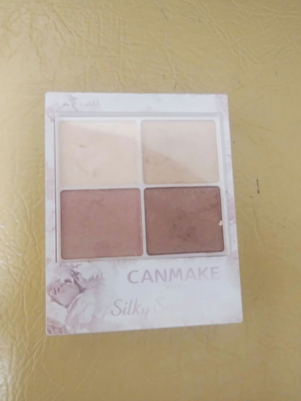 シルキースフレアイズ/キャンメイク/アイシャドウパレットを使ったクチコミ（2枚目）