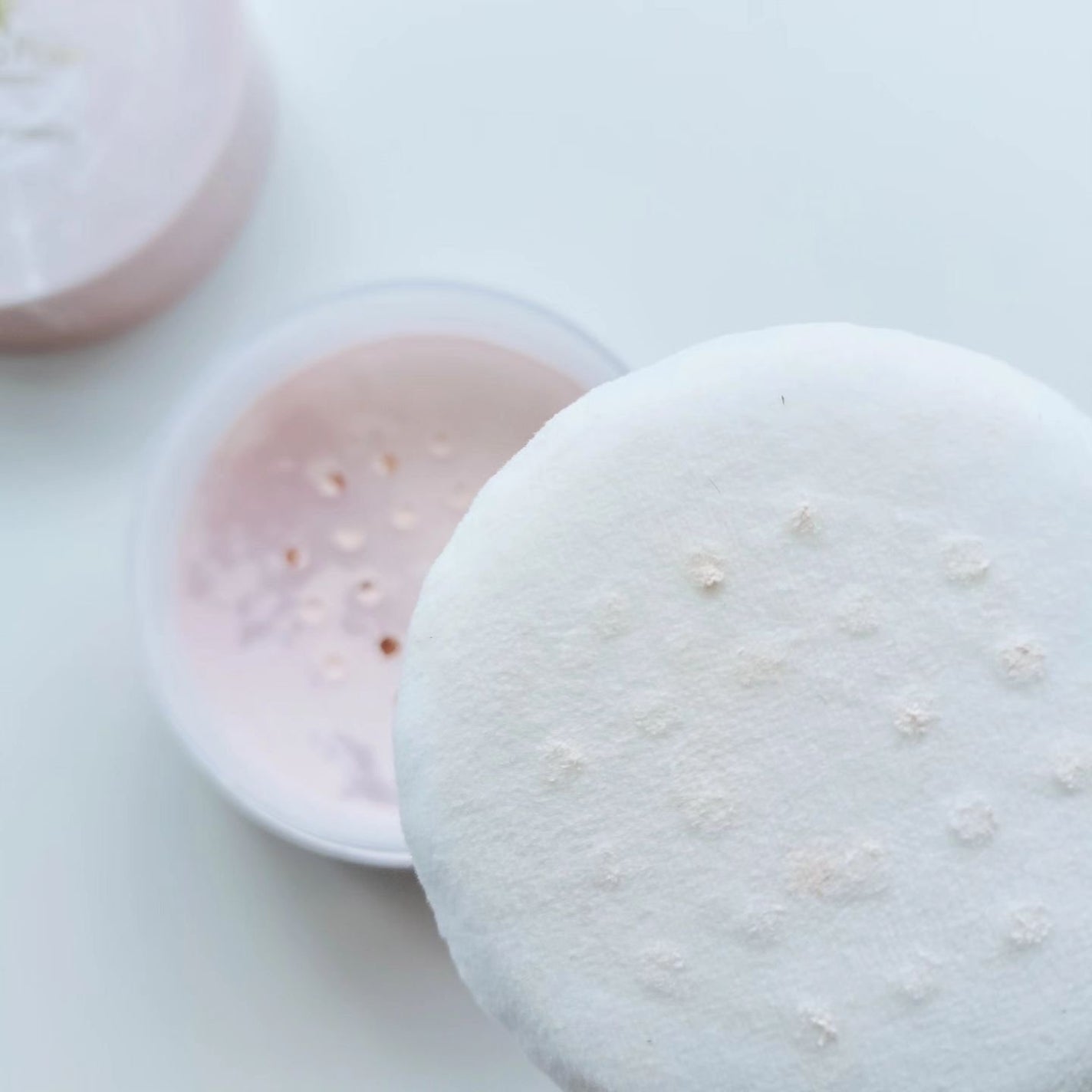 毛穴パテ職人 毛穴崩れブロックパウダー/毛穴パテ職人/ルースパウダーを使ったクチコミ(2枚目)