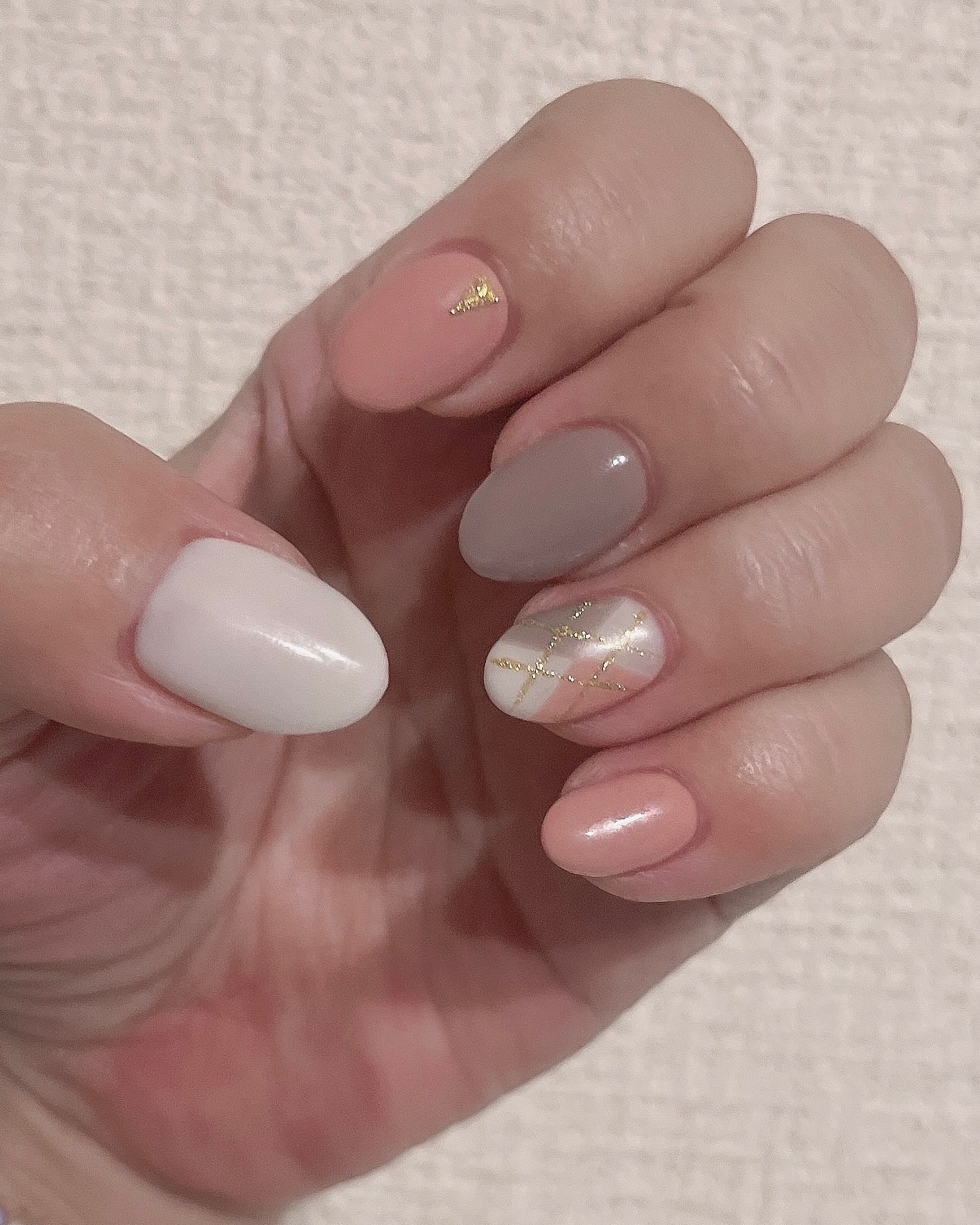 #ネイル,#シンプルネイル,#2024冬ネイル,#チェックネイル,#オフィスネイル,#アーガイルネイル,#マグネットネイルのネイルデザイン