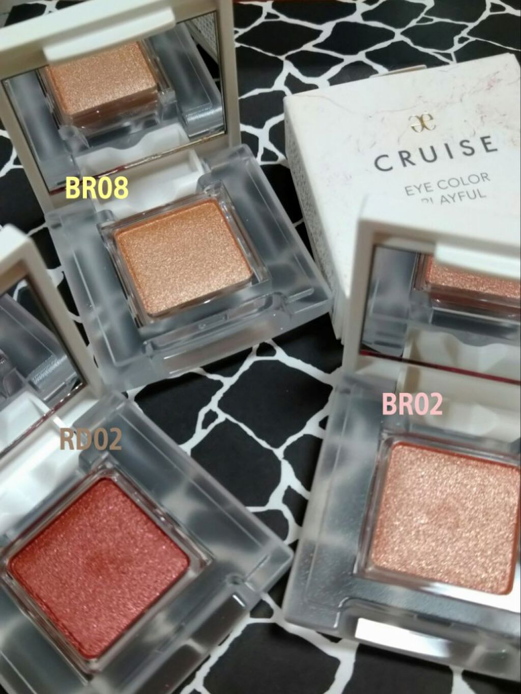 アイカラー プレイフル/エレガンス クルーズ/単色アイシャドウを使ったクチコミ（2枚目）