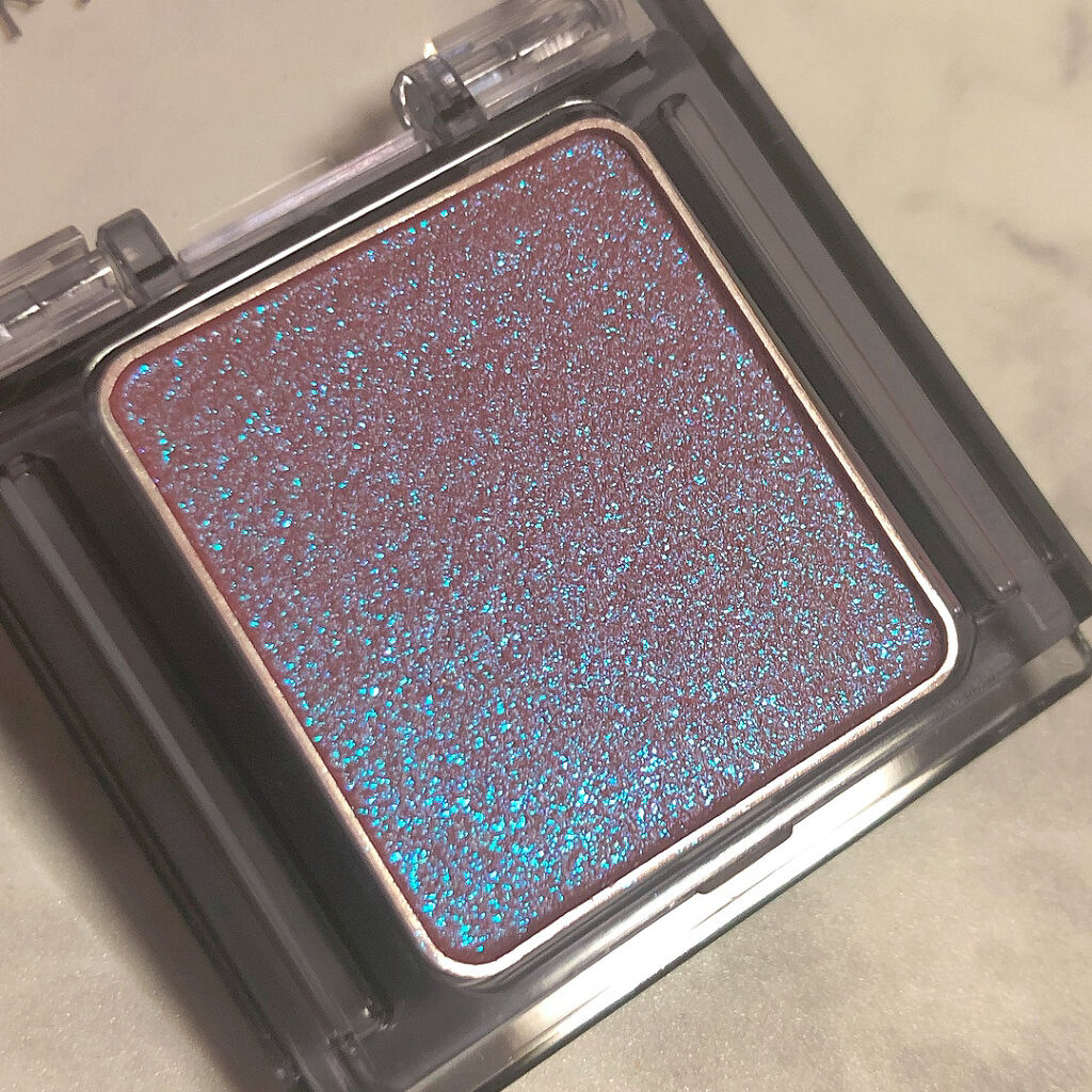  シアー グリッターアイズ/KiSS/単色アイシャドウを使ったクチコミ（2枚目）