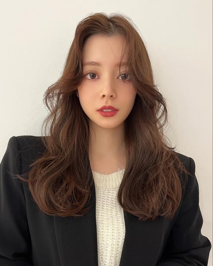 HARUNA on LIPS 「巻き方で変わる‼️色んな巻き方を楽しめます♪.🙋🏼♀️私の載..」(3枚目)