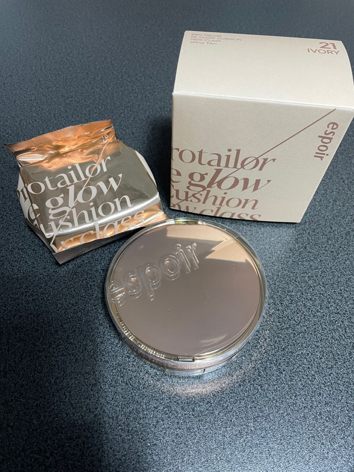 プロテーラービーグロウクッション ニュークラス 21 アイボリー/espoir/クッションファンデーションを使ったクチコミ（3枚目）