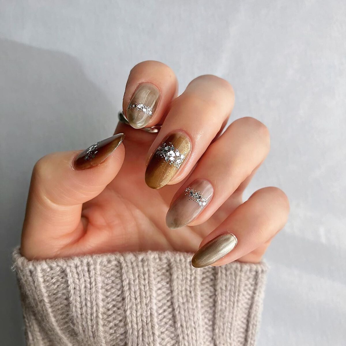 #ブラウンネイル,#ブラウンネイルオーロラネイル,#ニュアンスネイル,#セルフネイルのネイルデザイン